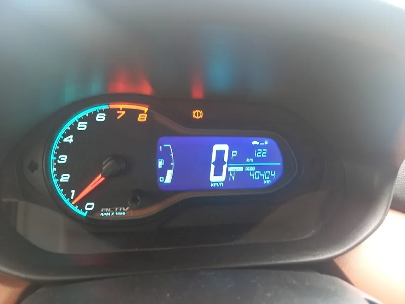 Chevrolet Onix Branco