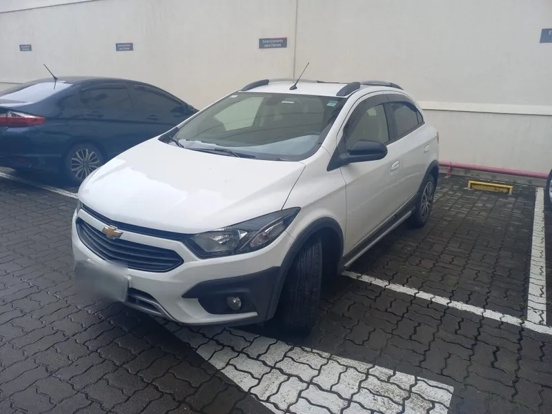 Chevrolet Onix Branco