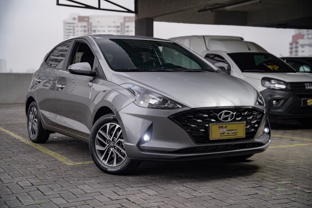 Hyundai HB20 Cinza