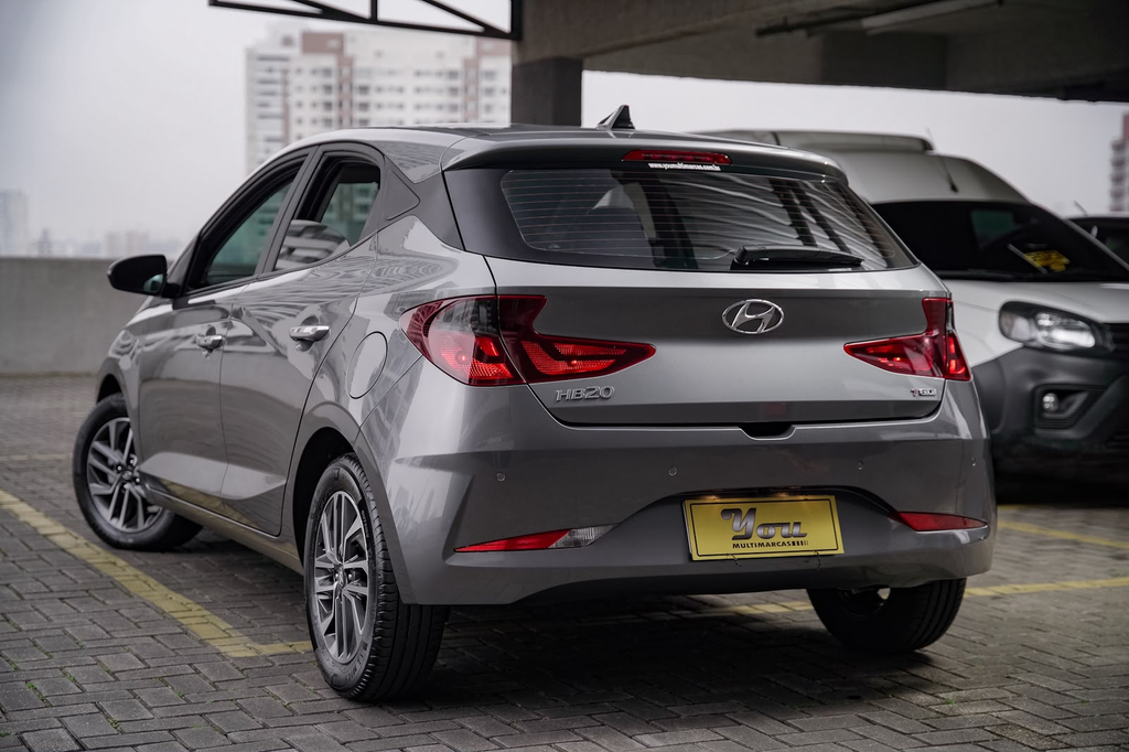 Hyundai HB20 Cinza