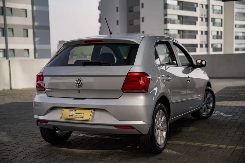 Volkswagen Gol Prata