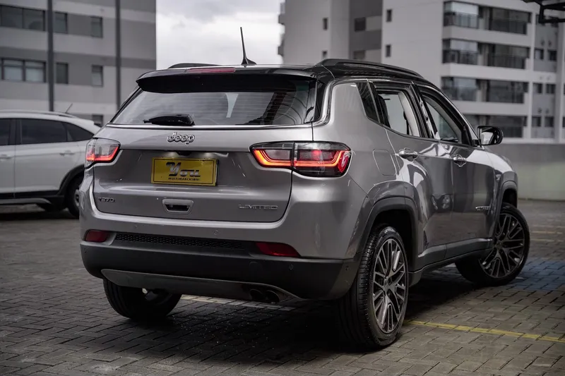 Jeep Compass Prata