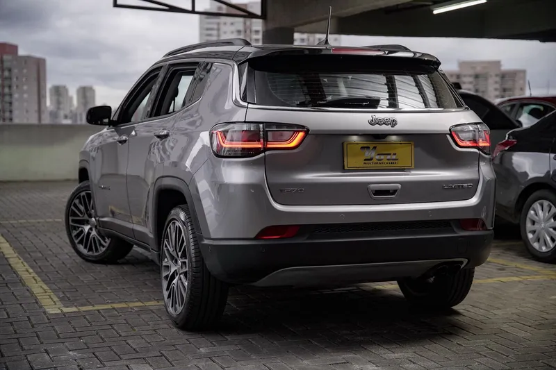 Jeep Compass Prata