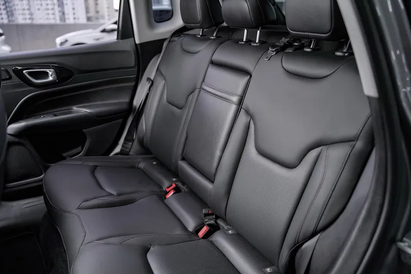Jeep Compass Prata