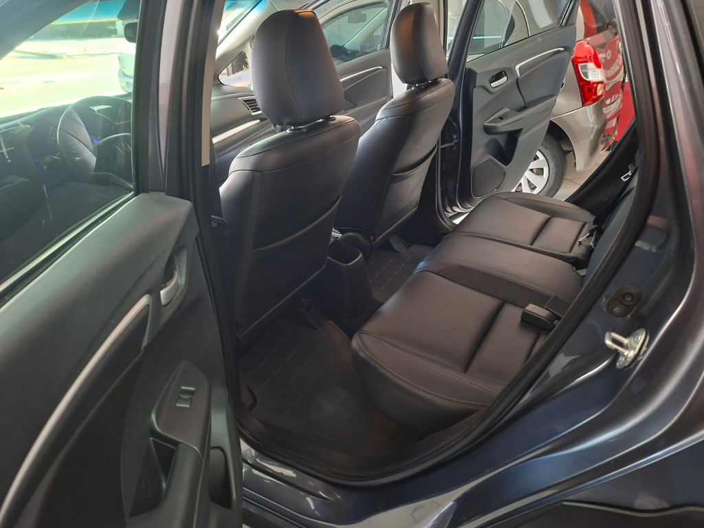 Honda WR-V Cinza