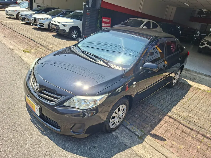 Toyota Corolla Preto