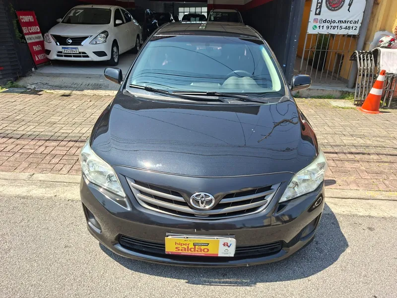 Toyota Corolla Preto