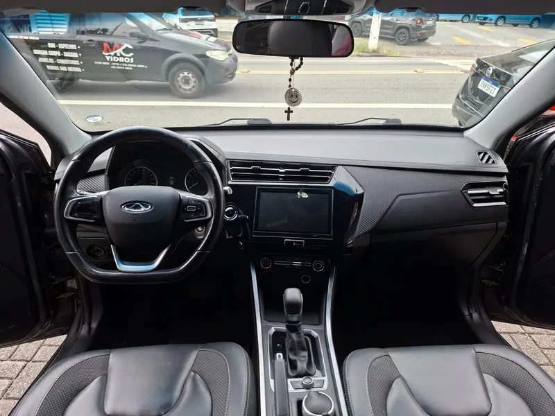 Chery Tiggo 3x Cinza