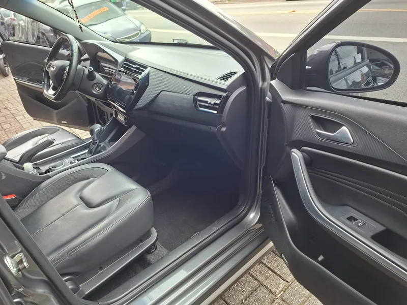 Chery Tiggo 3x Cinza