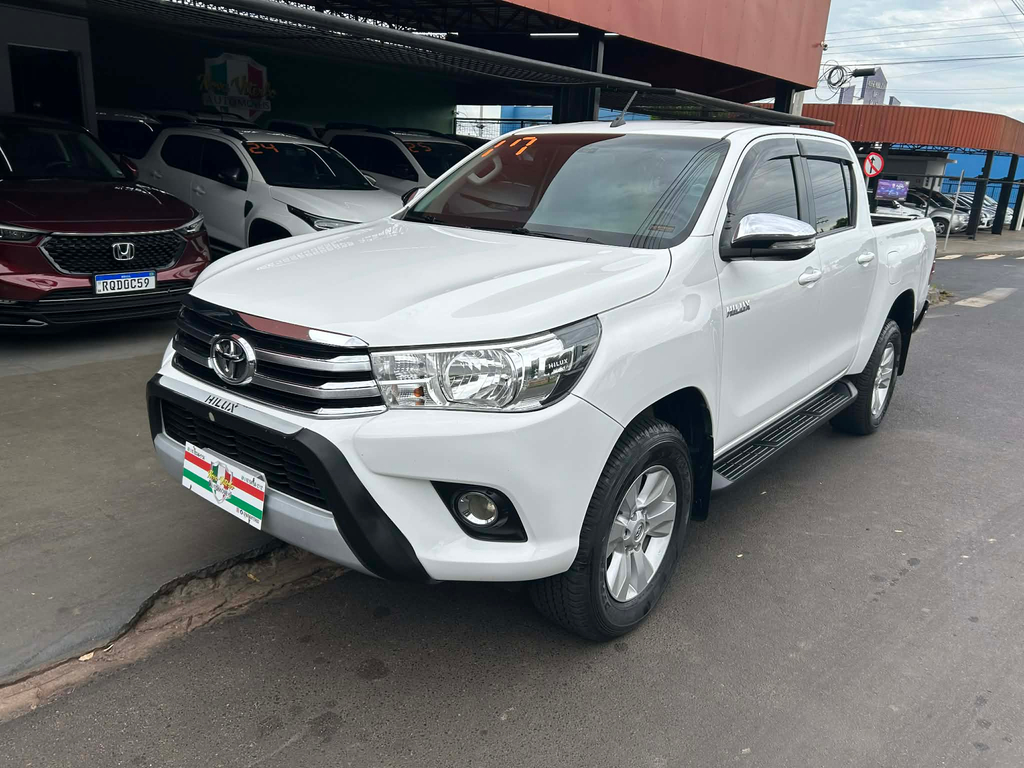 Toyota Hilux Cabine Dupla Branco