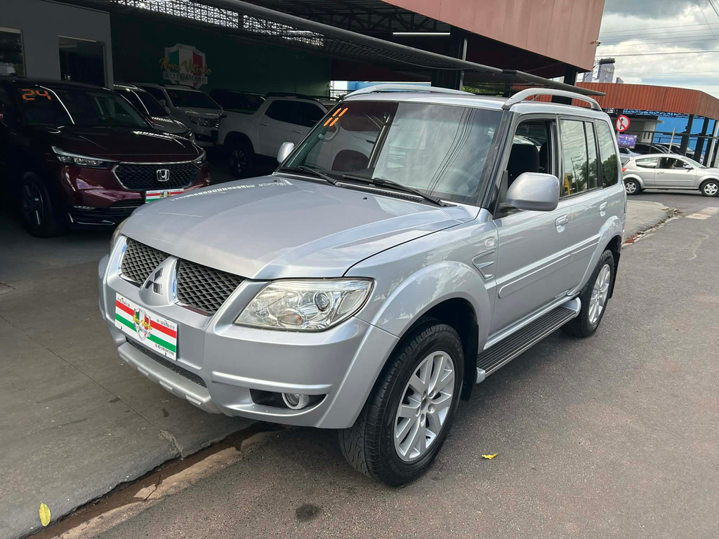 Mitsubishi Pajero Prata