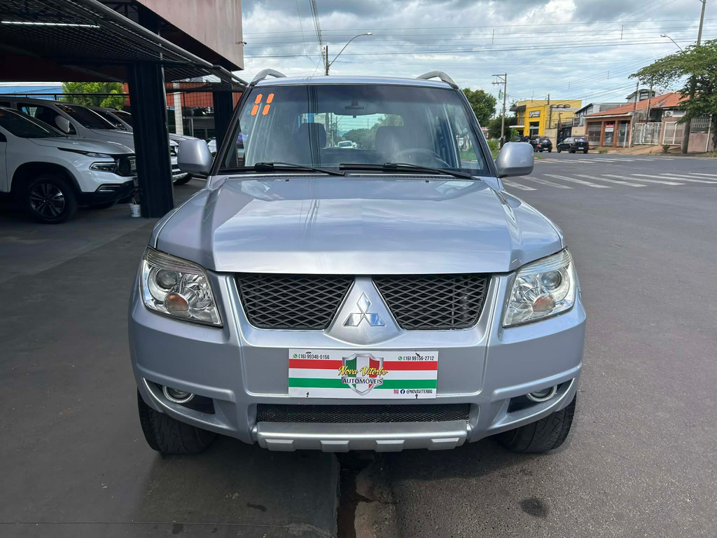 Mitsubishi Pajero Prata