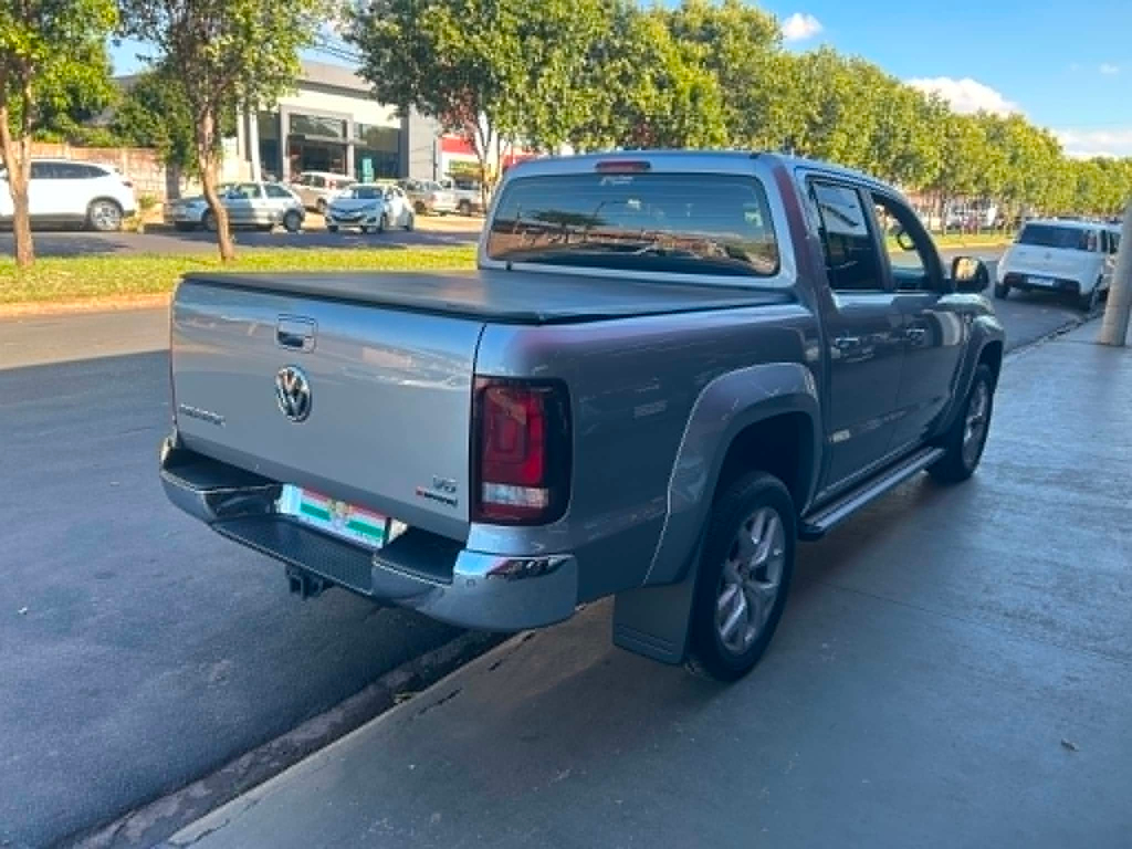 Volkswagen Amarok Prata