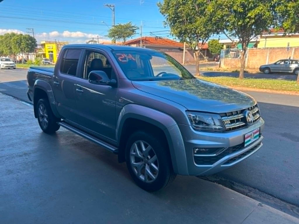 Volkswagen Amarok Prata