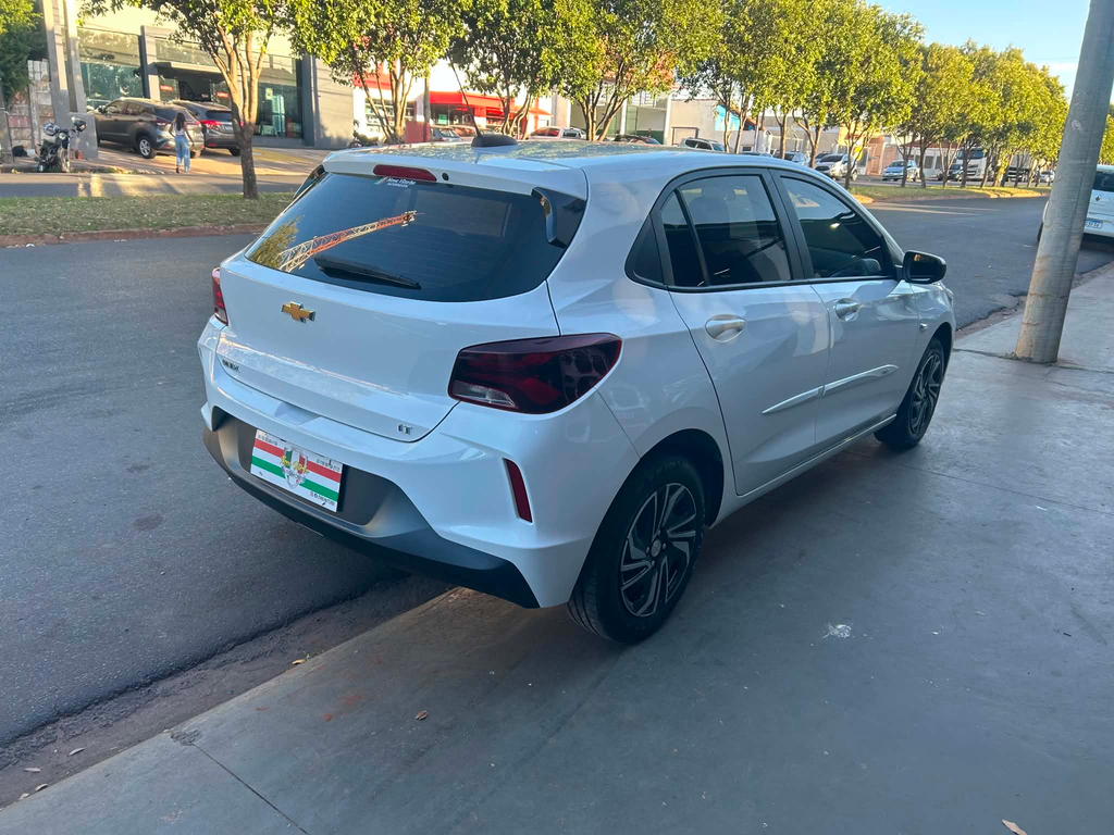 Chevrolet Onix Branco