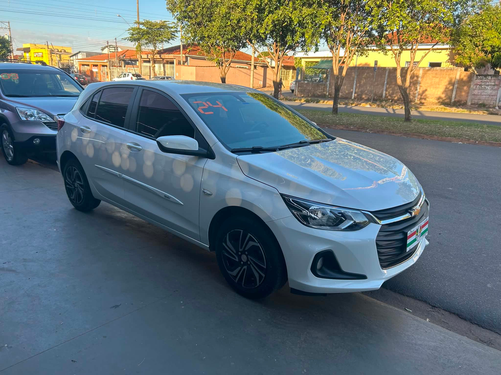 Chevrolet Onix Branco