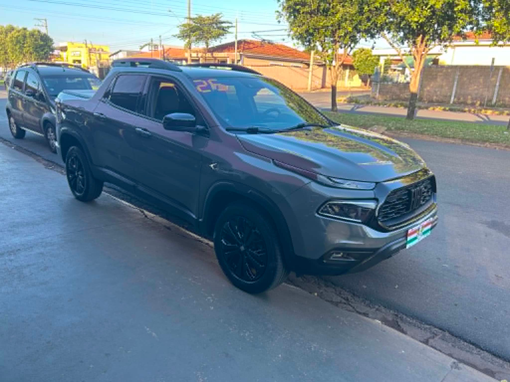 Fiat Toro Cinza