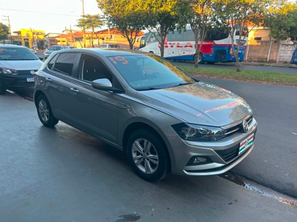 Volkswagen Polo Prata