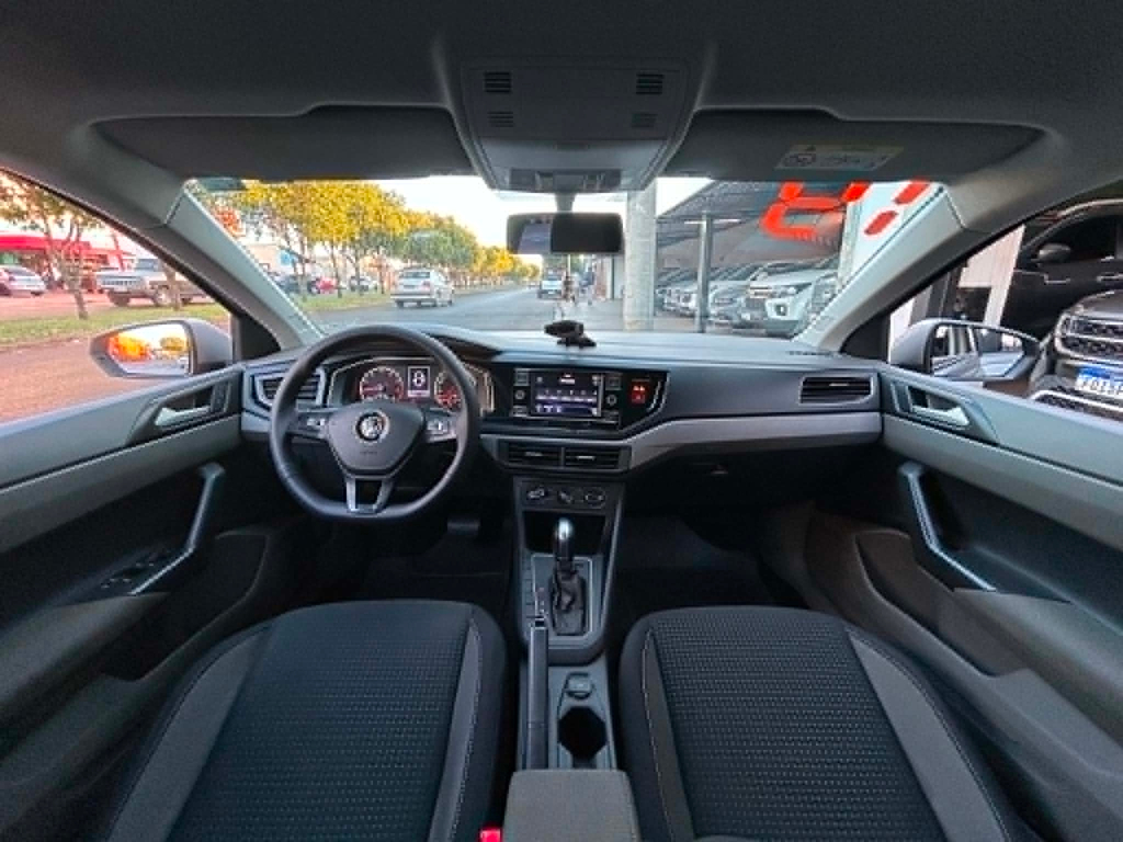 Volkswagen Polo Prata