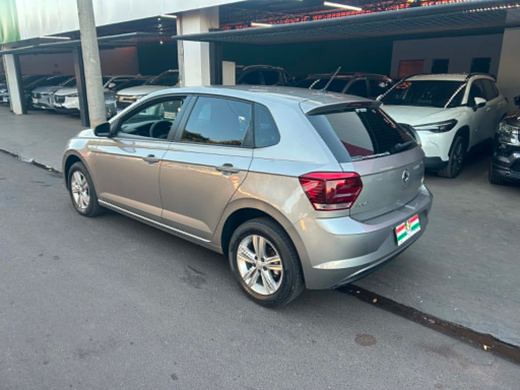 Volkswagen Polo Prata