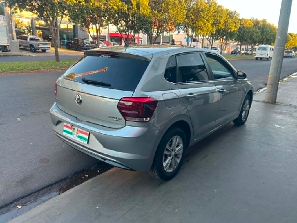 Volkswagen Polo Prata