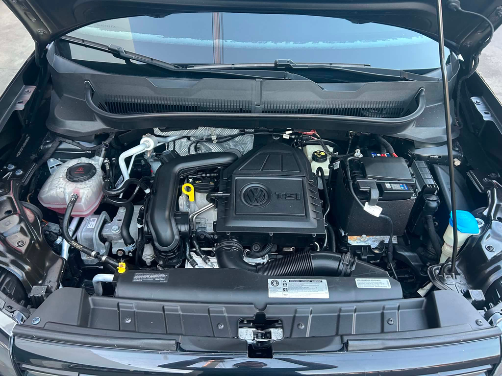 Volkswagen T-Cross Preto