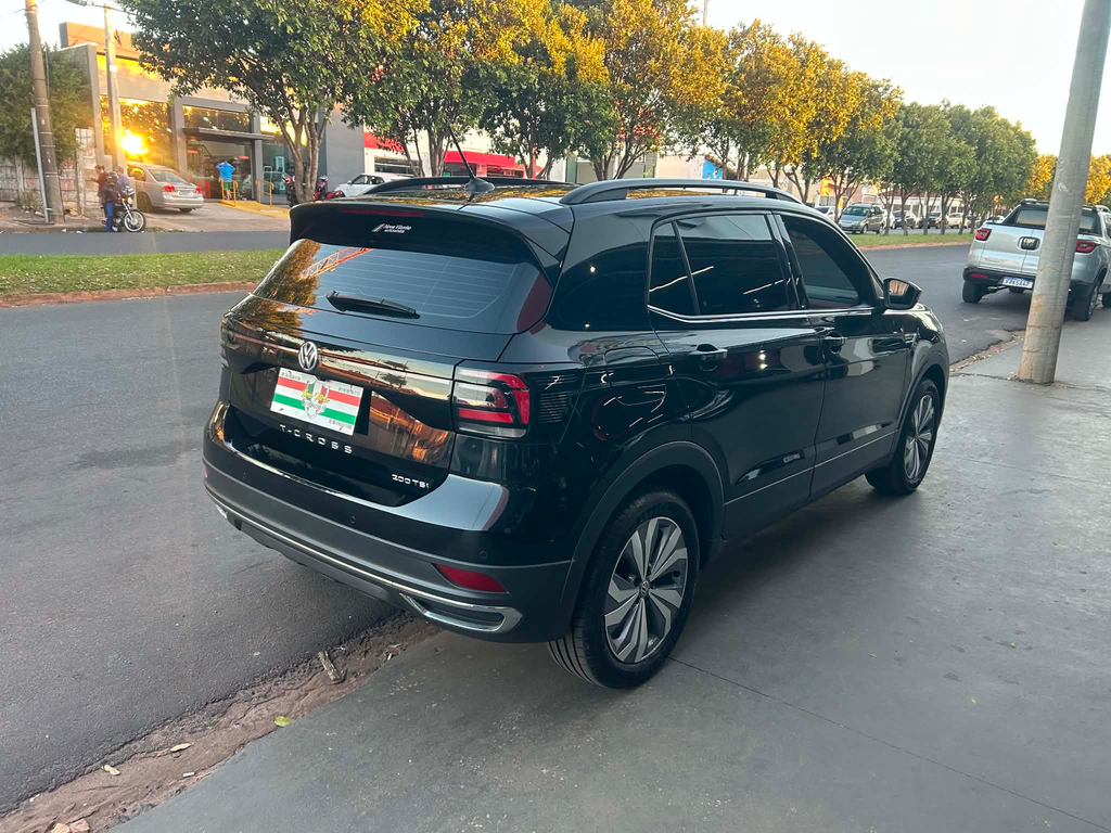 Volkswagen T-Cross Preto