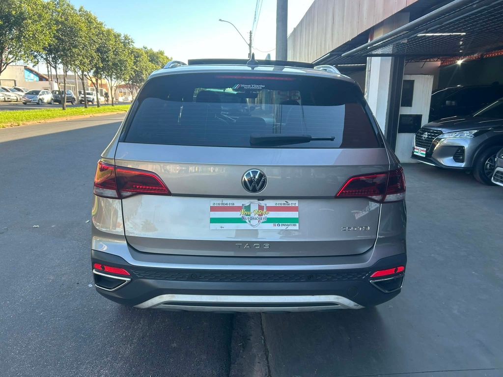 Volkswagen TAOS Bege