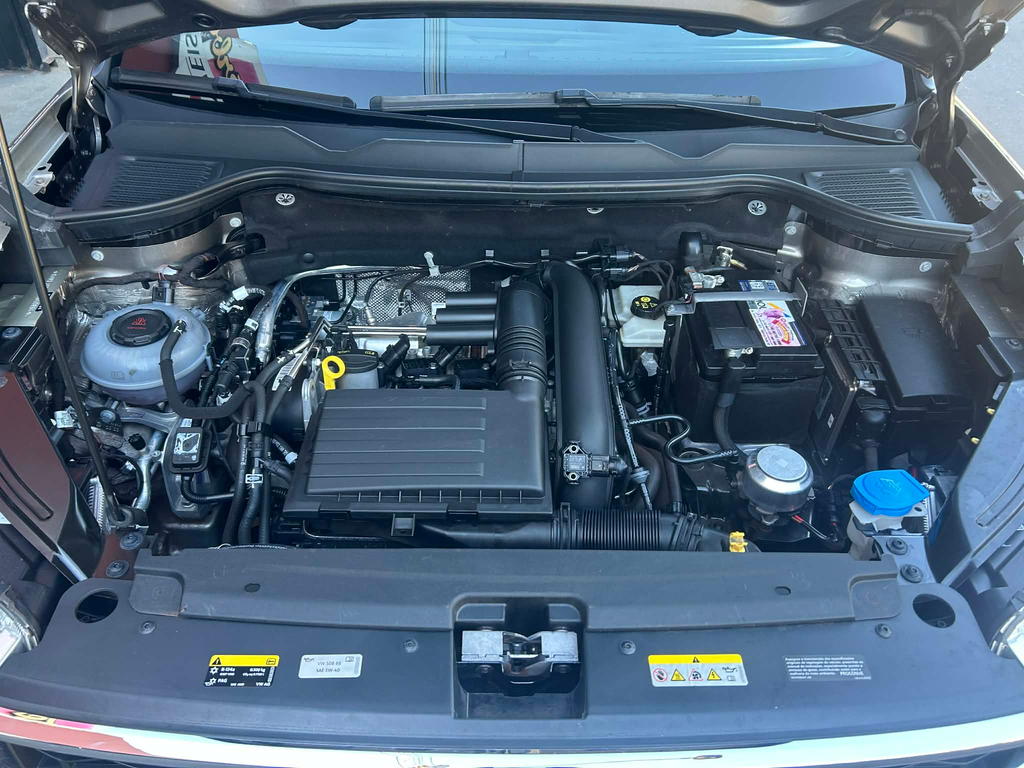 Volkswagen TAOS Bege