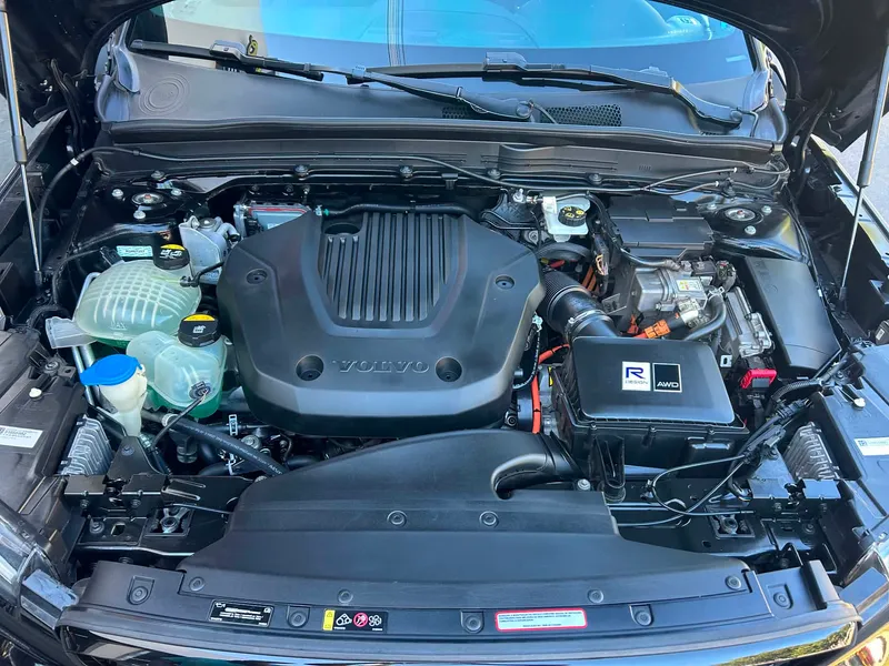 Volvo XC40 Preto