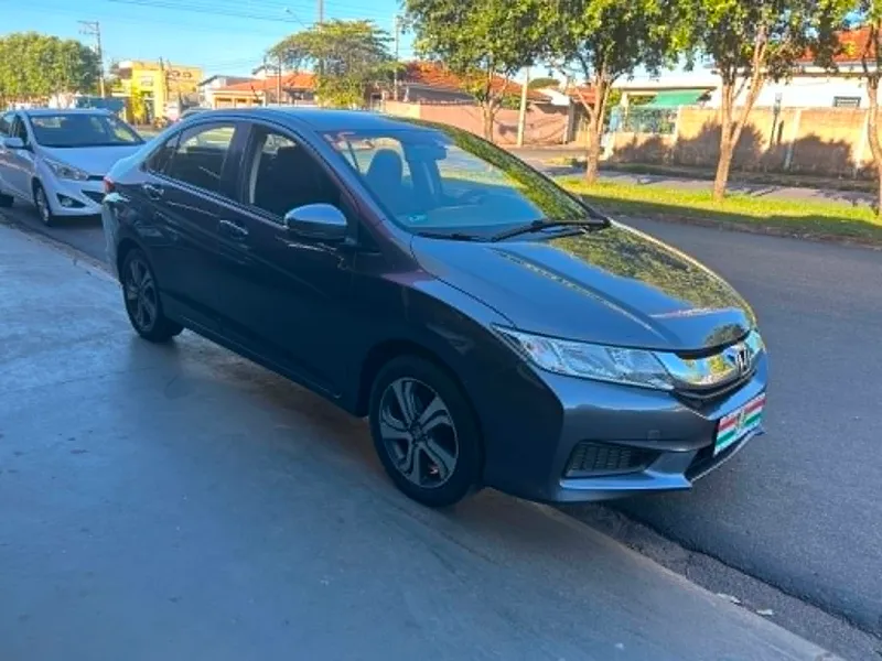 Honda City Cinza