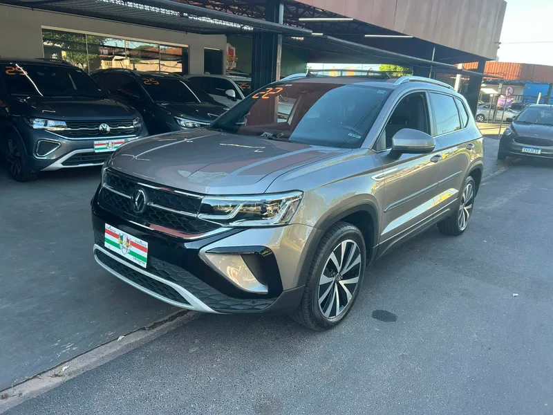 Volkswagen TAOS Bege