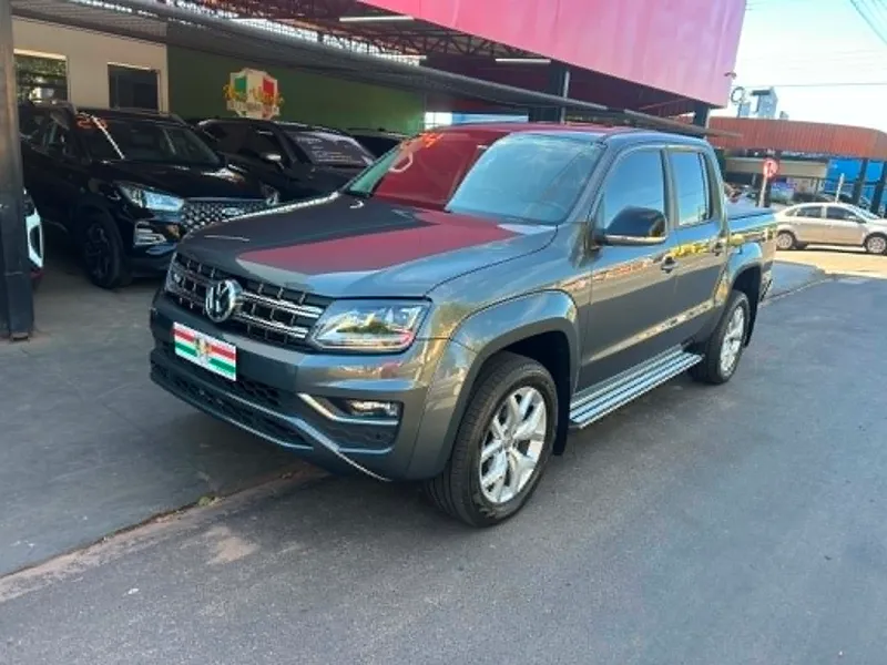 Volkswagen Amarok Cinza
