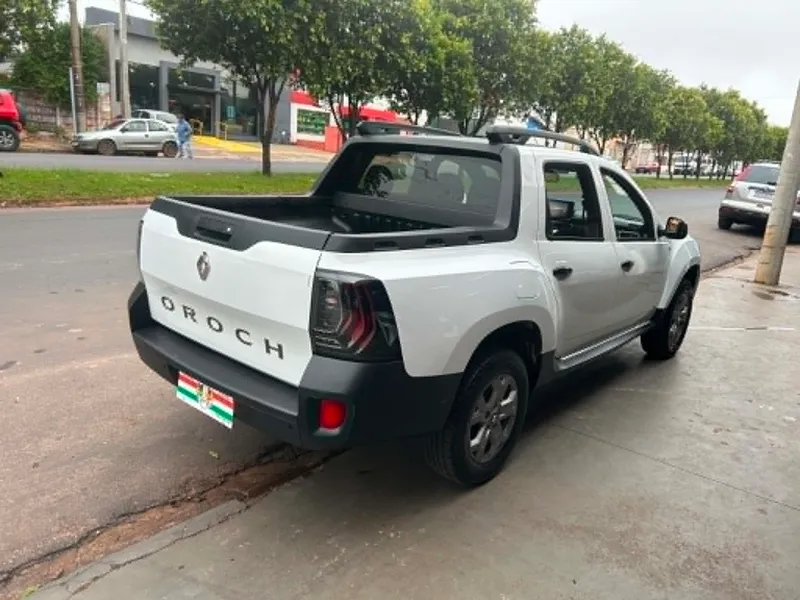 Renault Oroch Branco