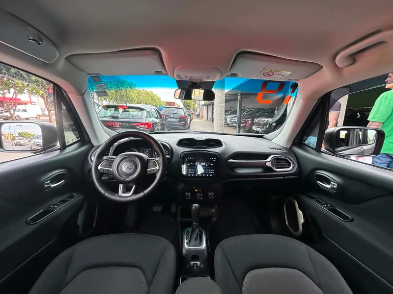 Jeep Renegade Prata