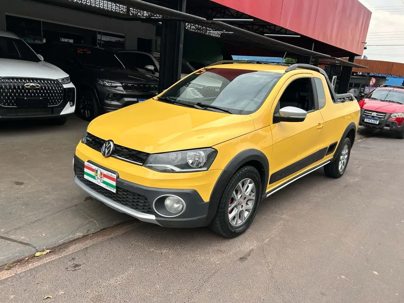 Volkswagen Saveiro Amarelo