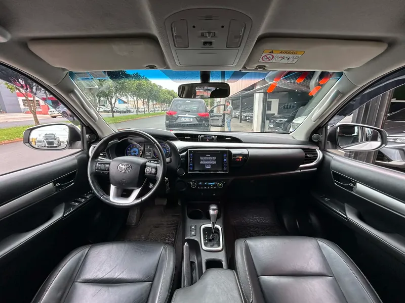 Toyota Hilux Cabine Dupla Branco