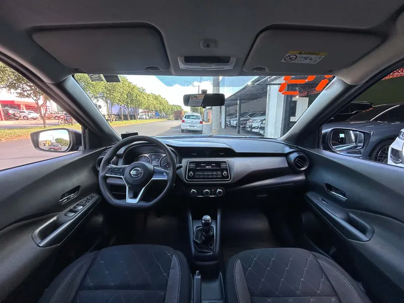 Nissan Kicks Preto