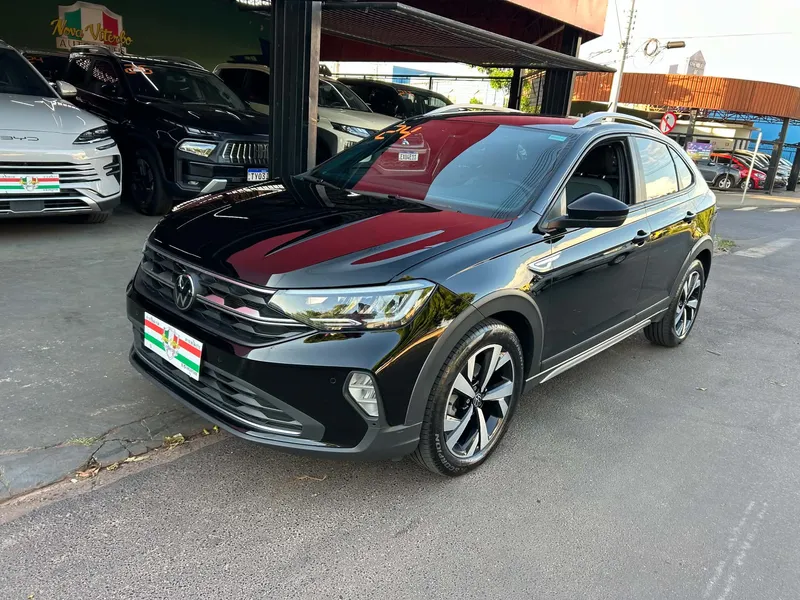 Volkswagen Nivus Preto