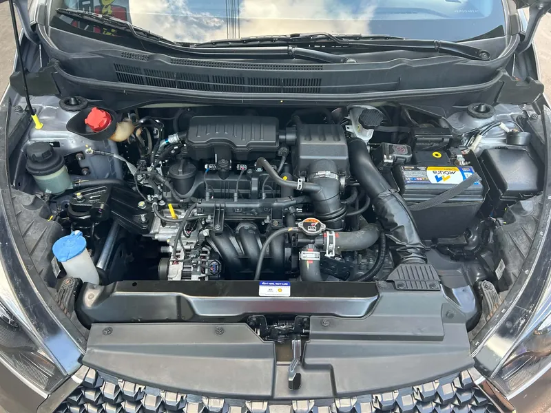 Hyundai HB20 Prata