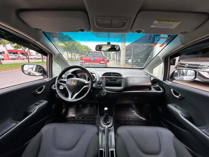 Honda Fit Cinza