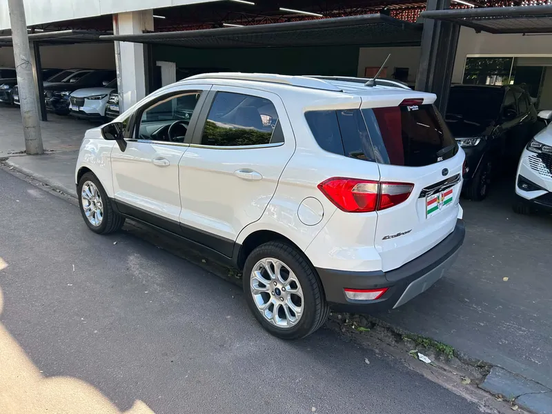 Ford EcoSport Branco