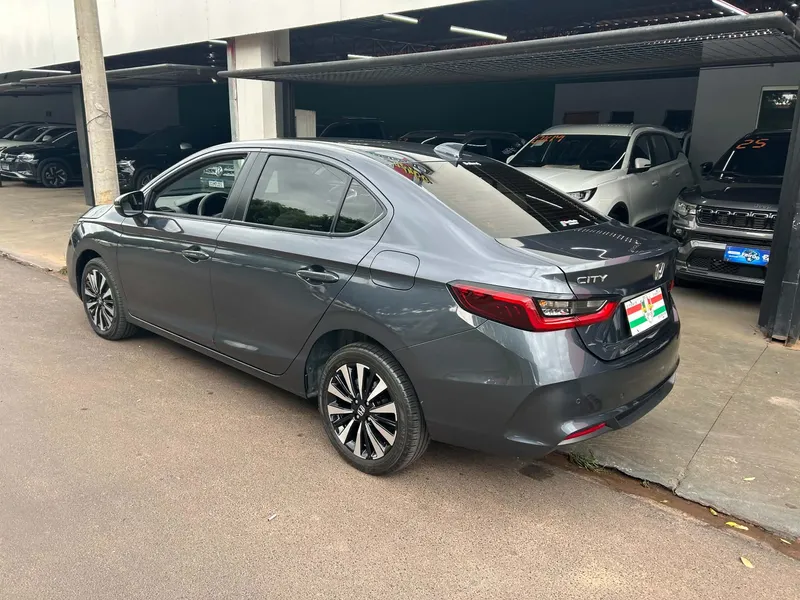 Honda City Cinza