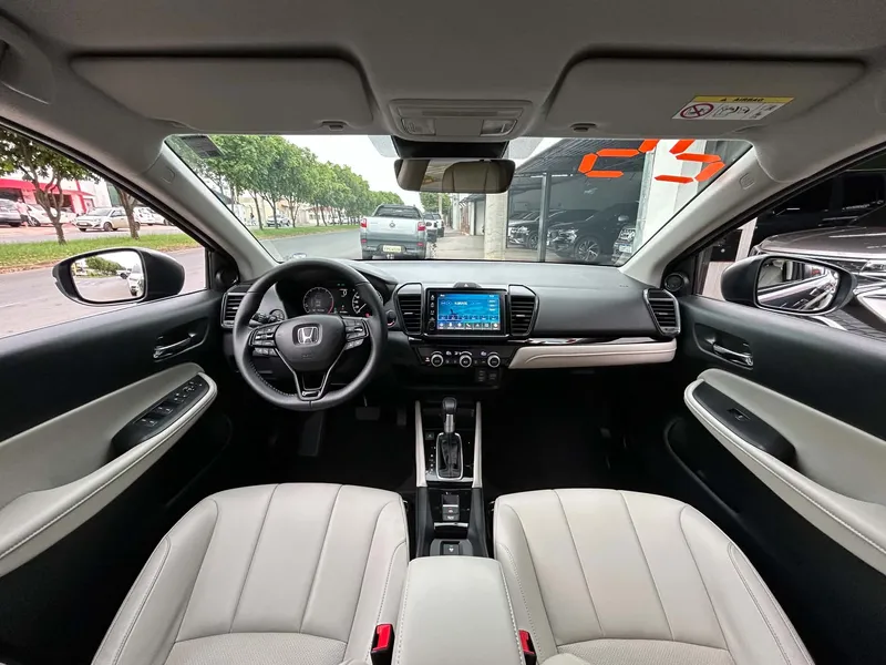 Honda City Cinza