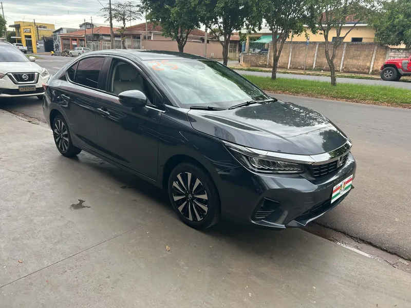 Honda City Cinza