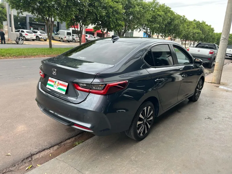 Honda City Cinza
