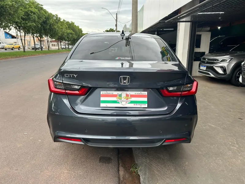 Honda City Cinza