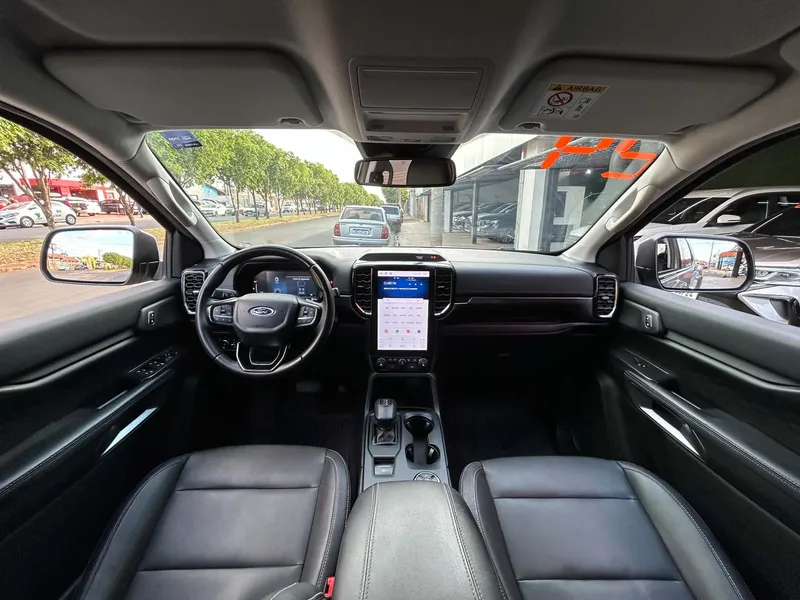 Ford Ranger Prata