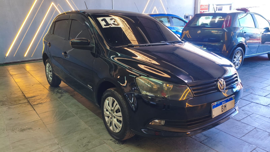 Volkswagen Gol Preto