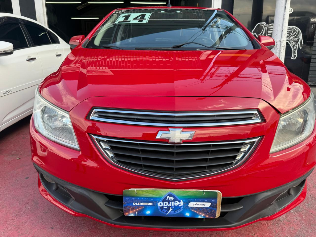Chevrolet Onix Vermelho